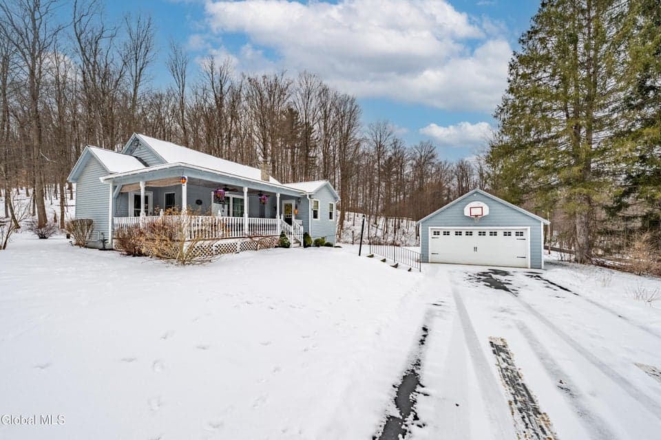 561 Herrington Road, photo 4