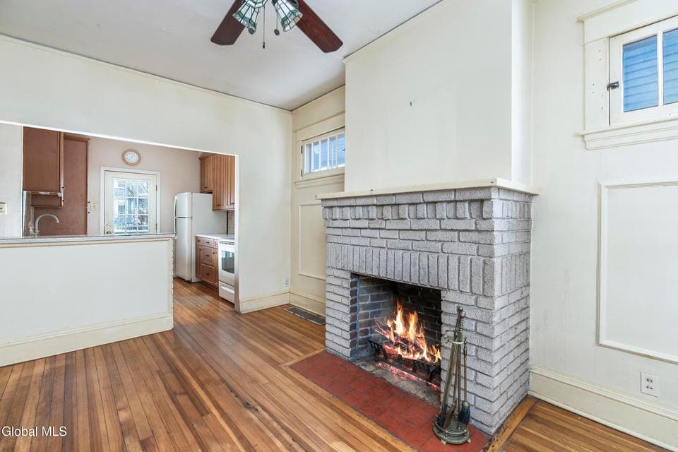 18 Fairlawn Avenue, photo 3