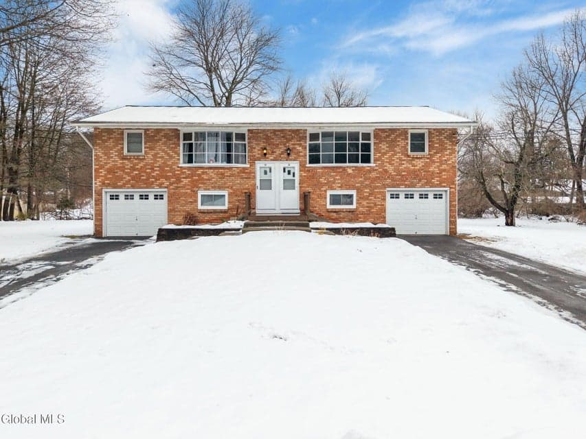 36-38 Brenda Court, photo 1