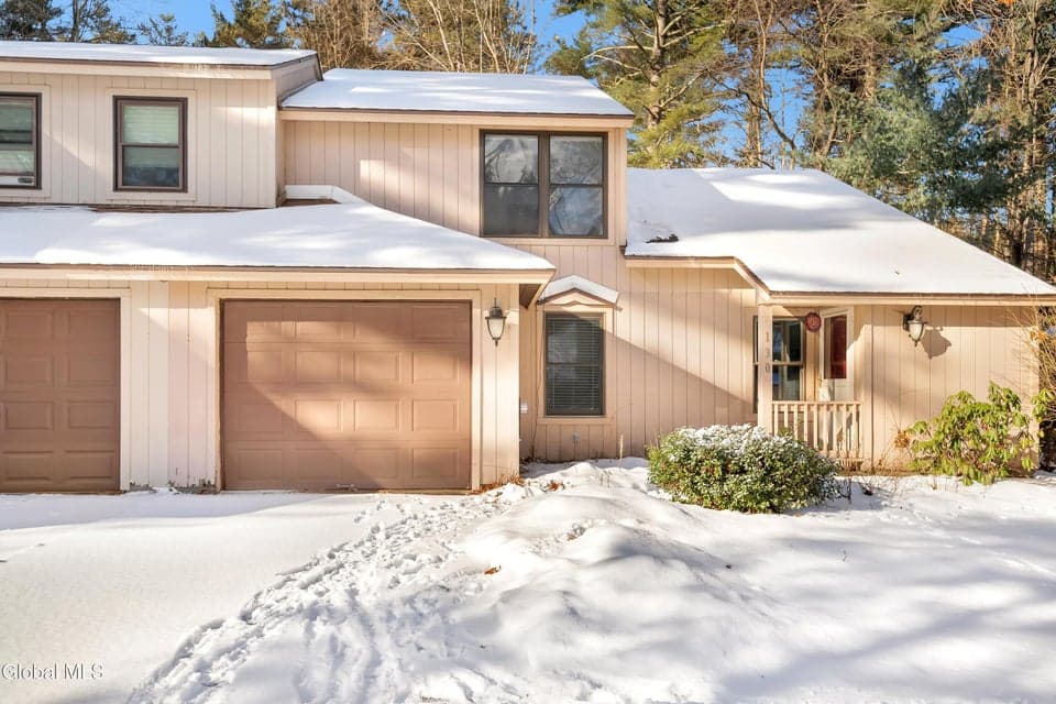 130 Thimbleberry Road, photo 1