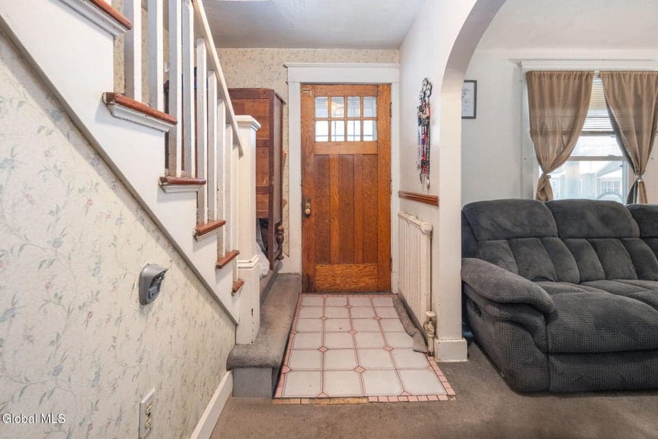 841 Harrison Avenue, photo 5