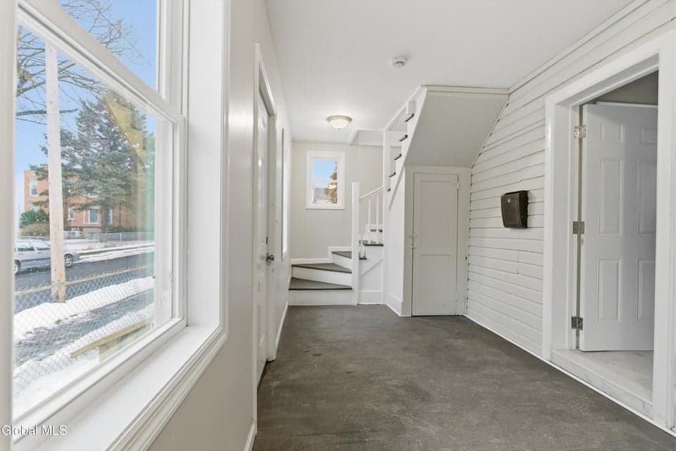 902 24th Street, photo 3