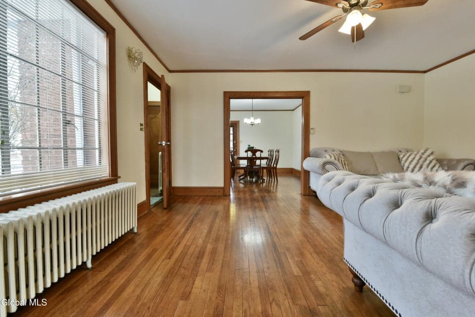 194 S Main Avenue, photo 4