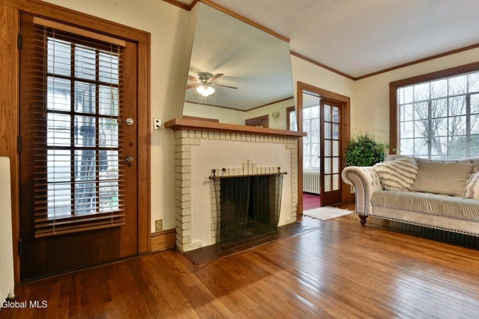 194 S Main Avenue, photo 5