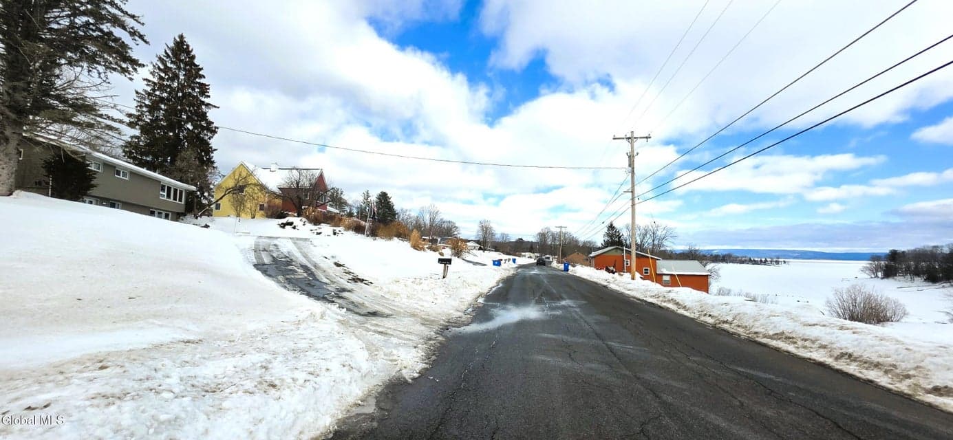 133 Lakeside Drive, photo 4