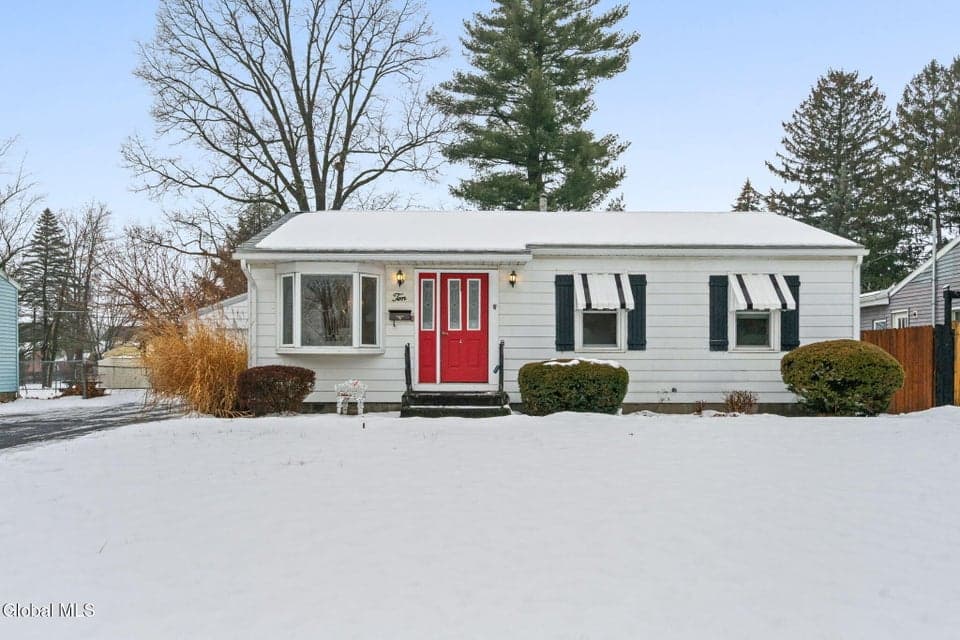 10 Mildred Lane, photo 1