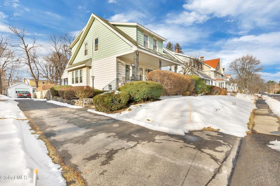 47 Marriott Avenue, photo 5