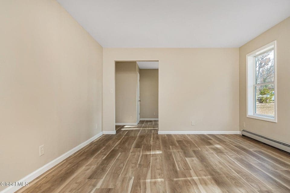 496 NY-355, photo 3