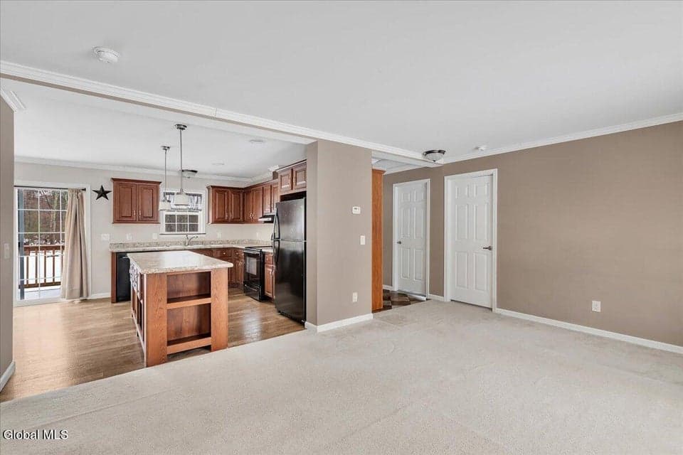 40 2nd Dyke Road, photo 3