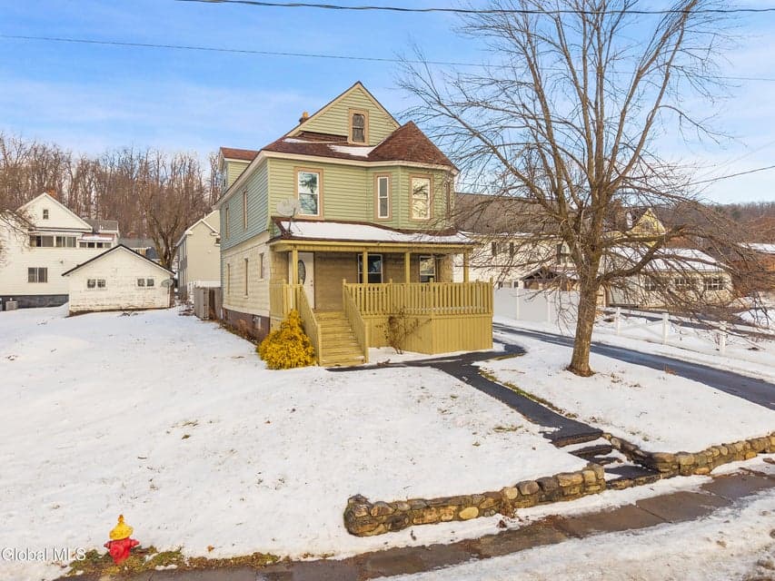 455 Division Street, photo 1