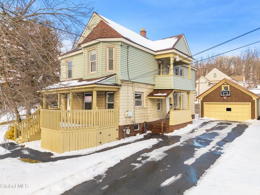 455 Division Street, photo 2