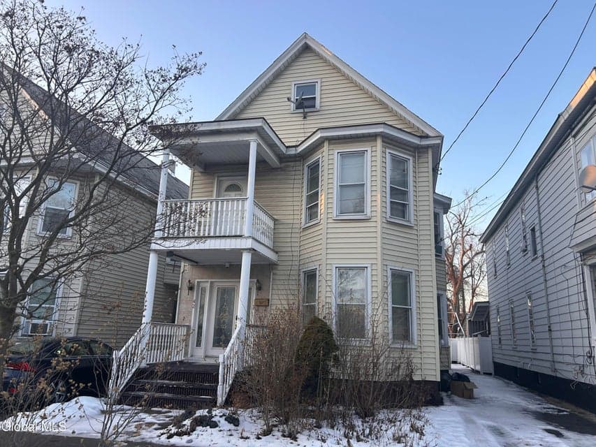 42 Kelton Avenue, photo 1