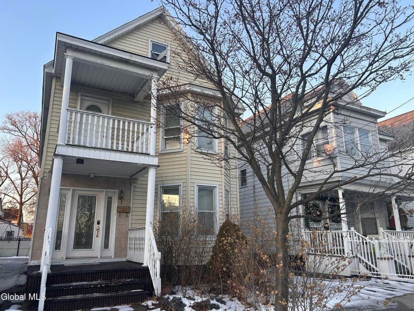 42 Kelton Avenue, photo 2