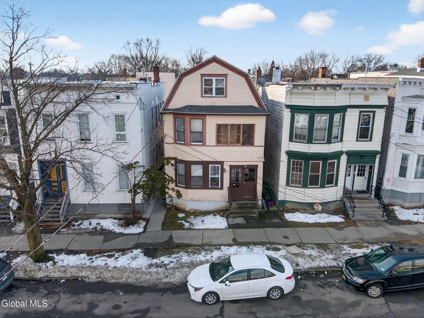 558 Washington Avenue, photo 5