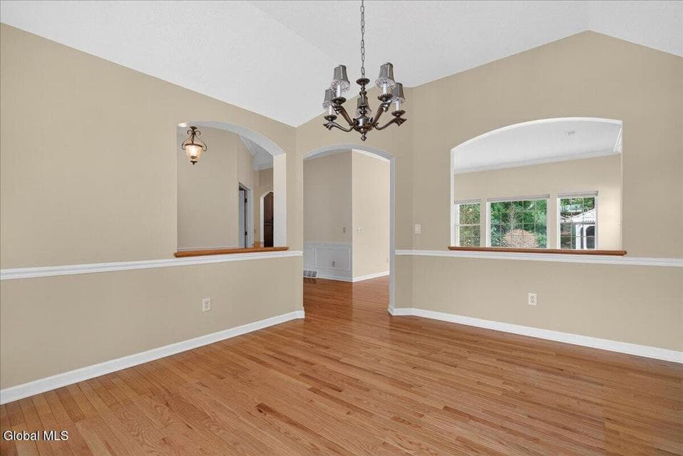 8 Danbury Court, photo 5
