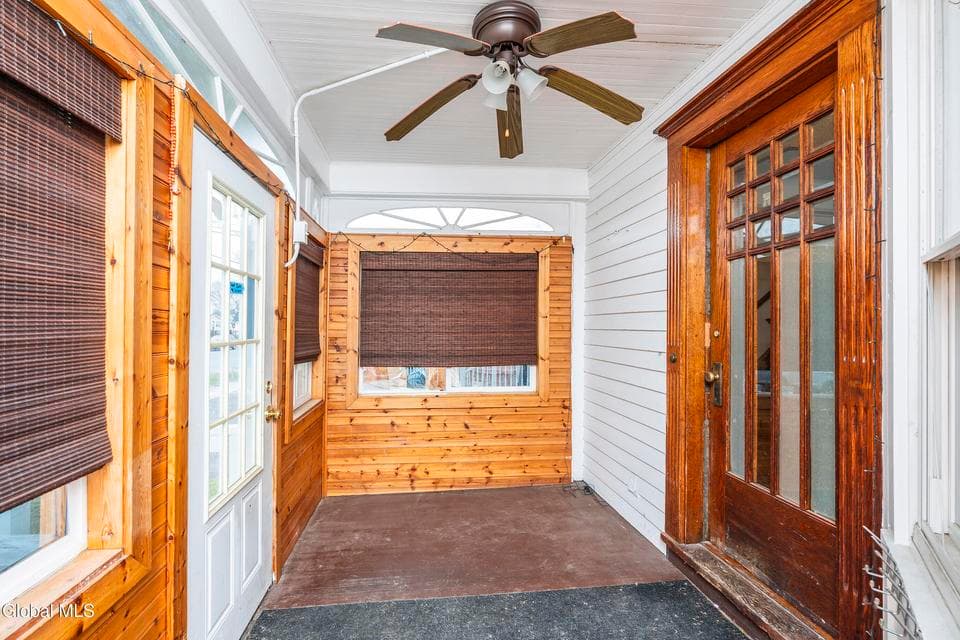 969 Vischer Avenue, photo 3