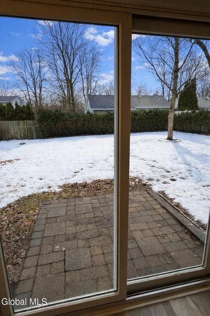 238 Ward Avenue, photo 3