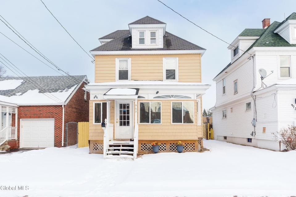 969 Vischer Avenue, photo 1