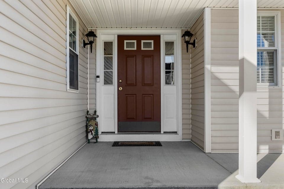 23 Cedarcrest Drive, photo 3