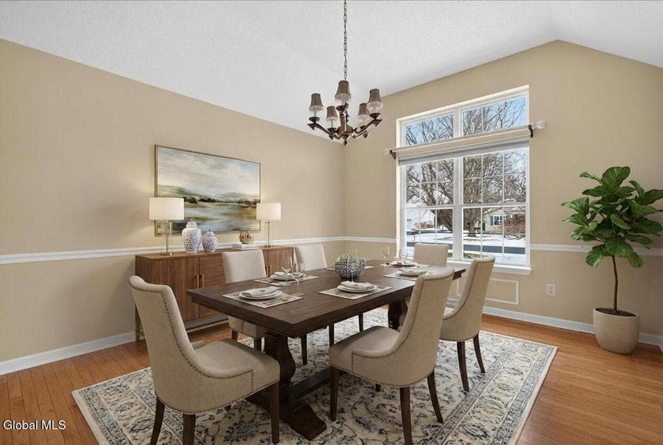 8 Danbury Court, photo 4