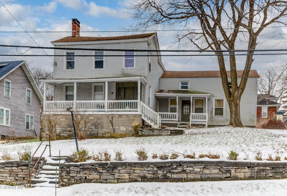 47-49 Moyer Street, photo 2