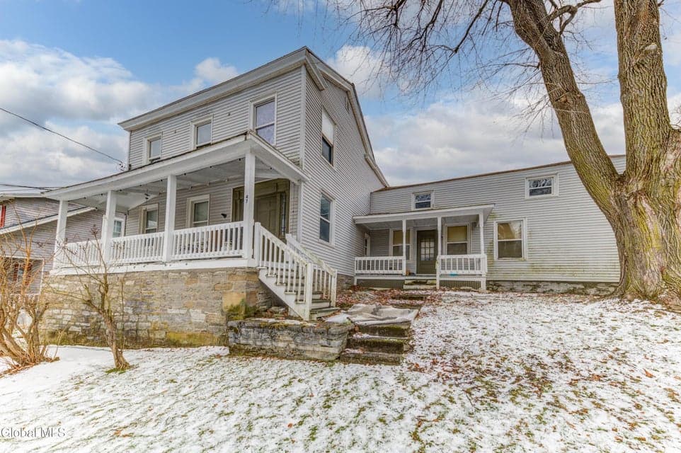 47-49 Moyer Street, photo 1