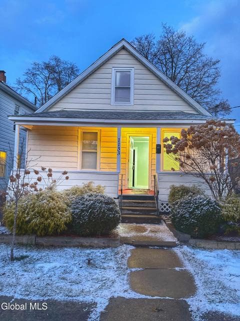 1133 Cutler Street, photo 2