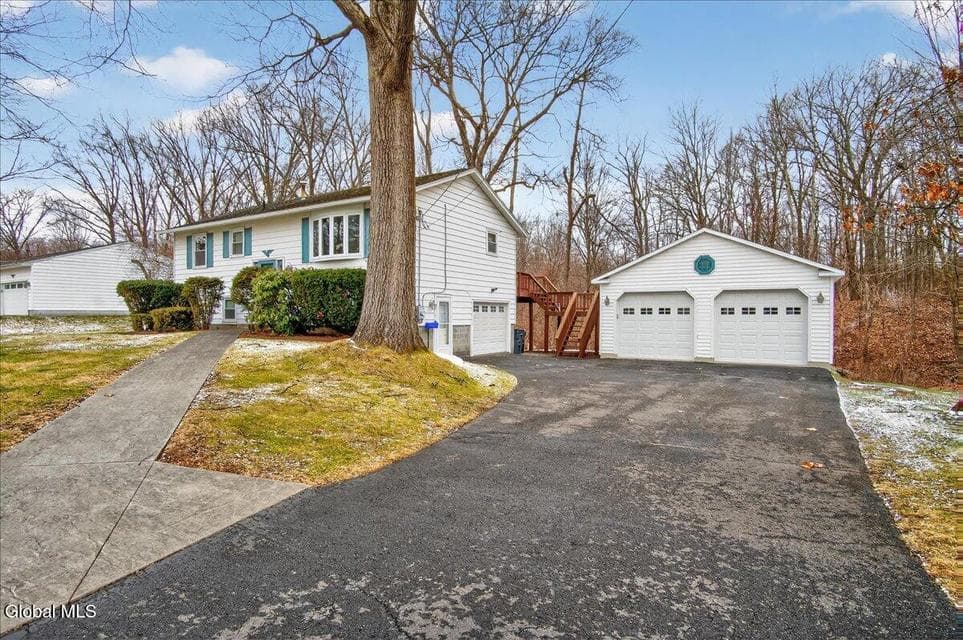 7 Bluebird Court, photo 2