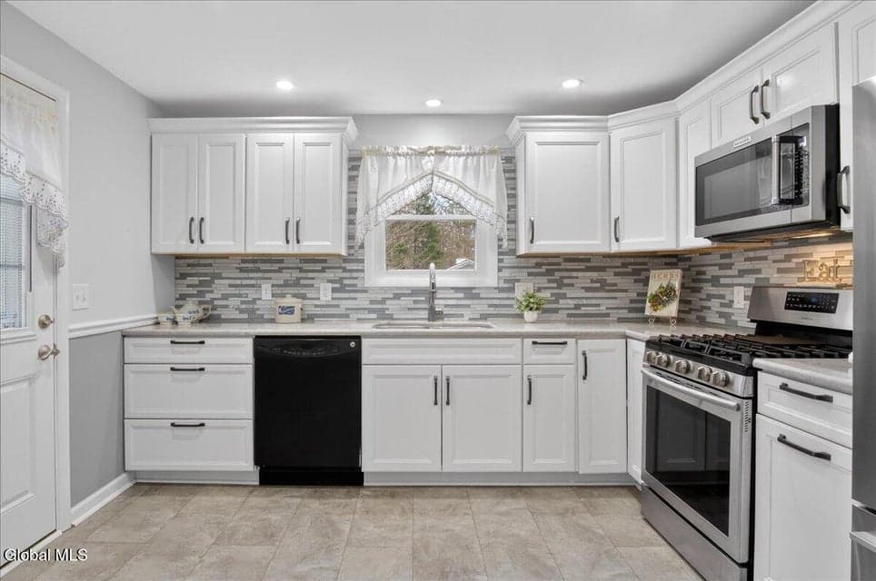 7 Bluebird Court, photo 4