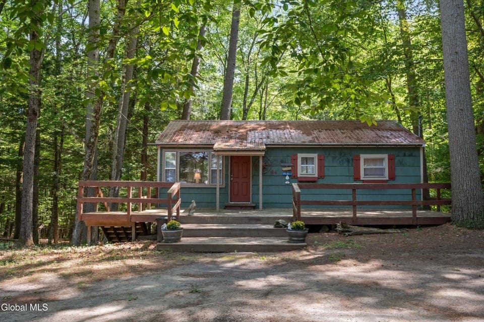 94 Sagamore Street, photo 2