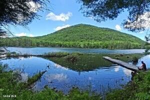 128 Mountain Path, photo 1