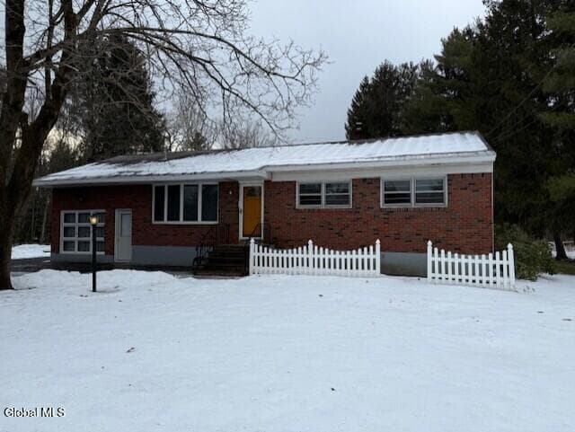 2743 W Lydius Street, photo 2