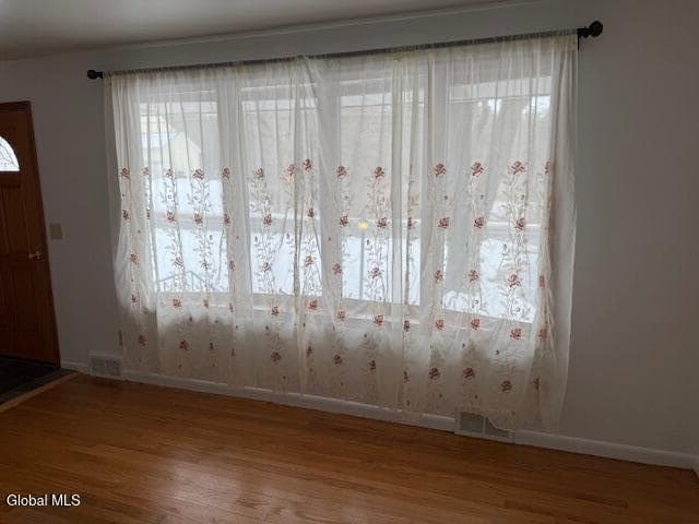 2743 W Lydius Street, photo 4