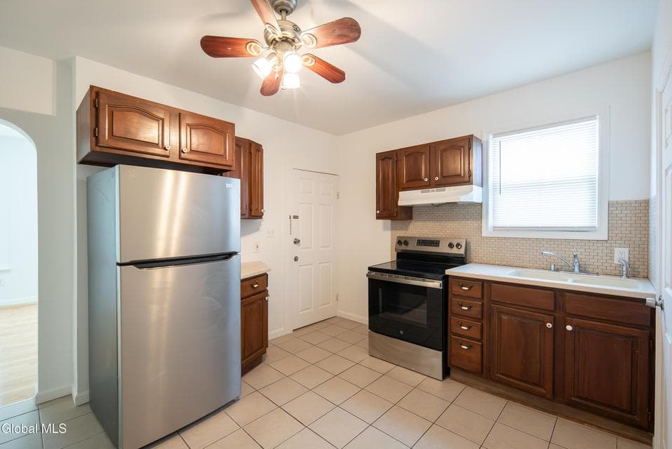 27 Lansing Street, photo 4