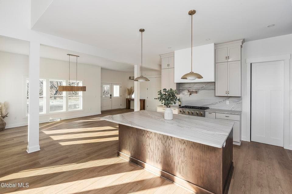 811 Walden's Pond Road, photo 5