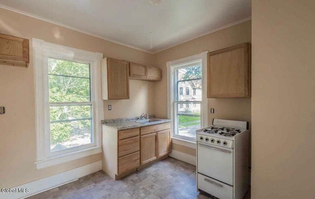 67 W 8th Avenue, photo 4