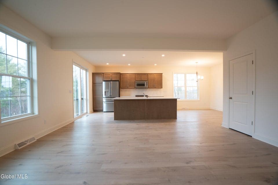 103 Dunning Street, photo 3