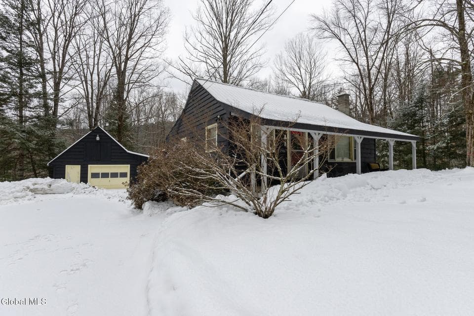 1506 Adirondack Road, photo 1