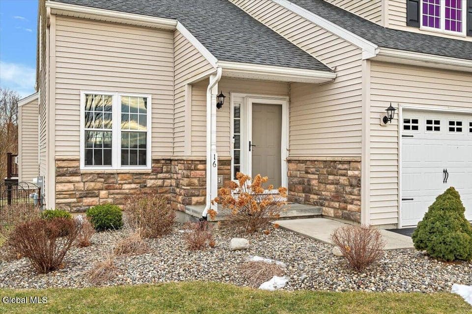 16 Paar Way, photo 2