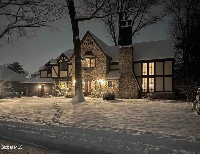 32 Fairway Court, Albany, NY 12208, photo 1