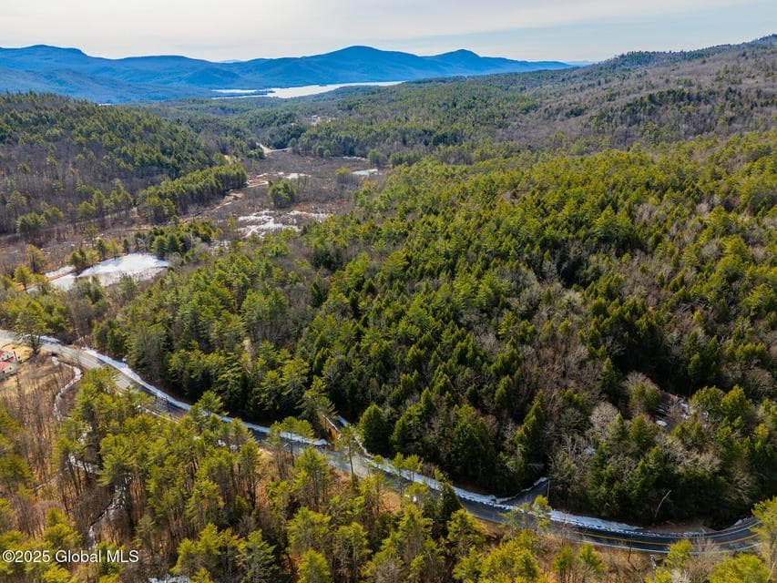 L20 New Vermont Road, photo 2