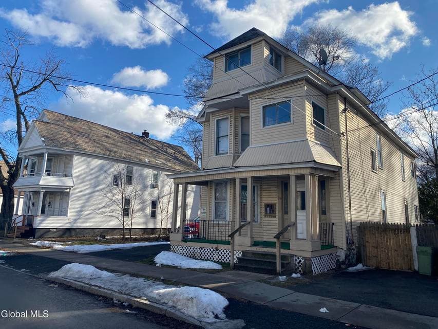 39 Kelton Avenue, photo 2