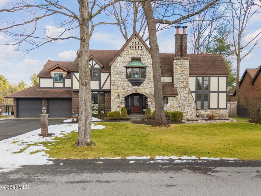 32 Fairway Court, Albany, NY 12208, photo 4
