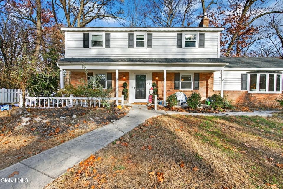 5 Southwood Drive, photo 1