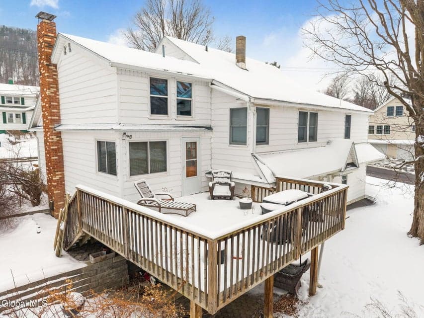 110 Madison Terrace, photo 5