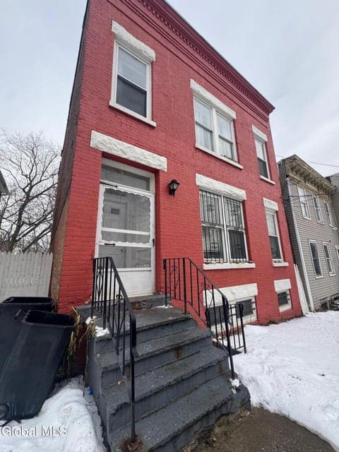 101 3rd Avenue, photo 1