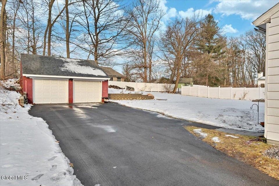 1057 Timothy Lane, photo 3