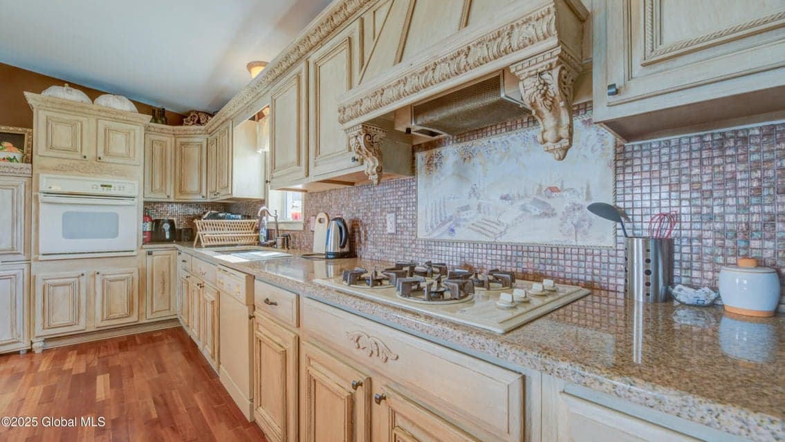 127 Firefly Meadow Road, photo 4