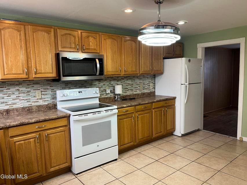 1719 Oneida Street, photo 3