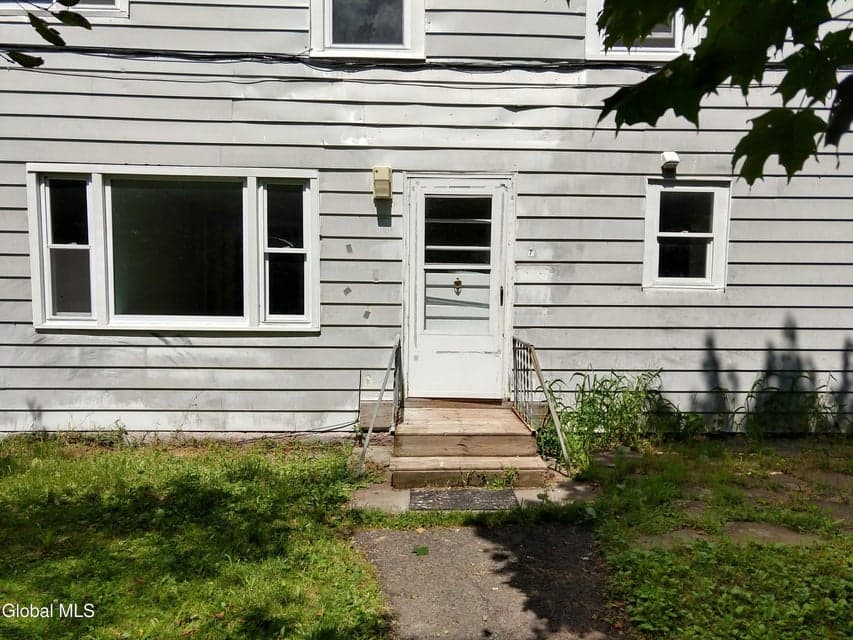 7 Holly Tree Road, photo 2